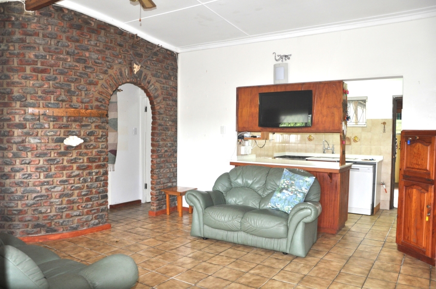 3 Bedroom Property for Sale in Queensberry Bay Eastern Cape